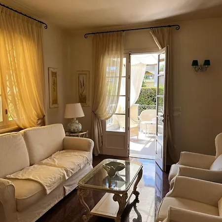 فيلة Abruzzi, Dei Marmi